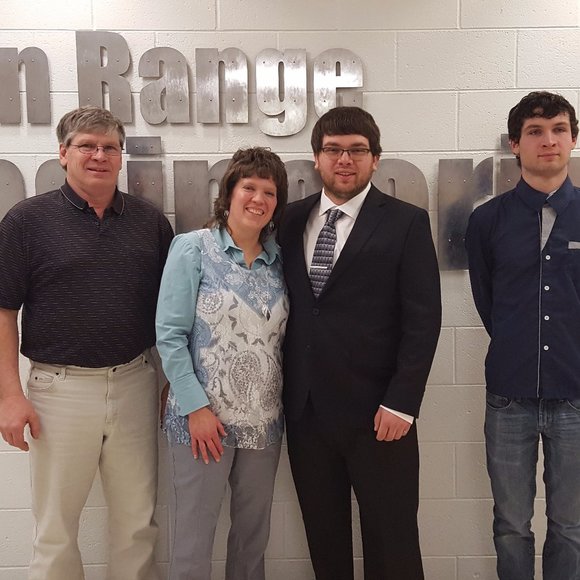 Meet your Posh Ambassador, Colleen - Picture 2 of 4